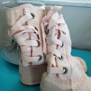 UGG Heirloom Blush Pink Summer Boots